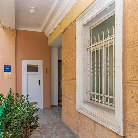 Mandria Appartement *
