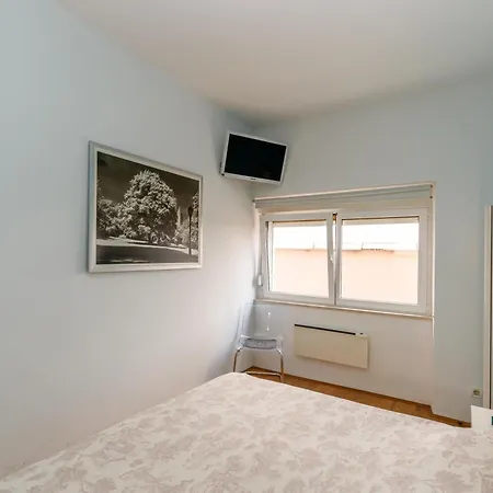 Apartman Mandria *