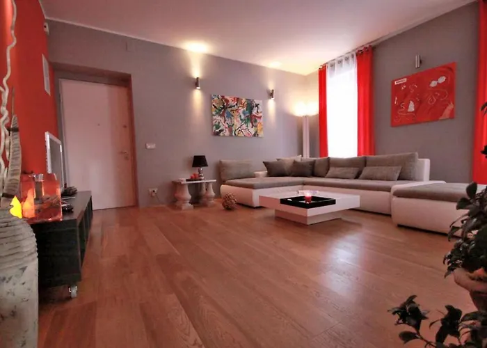 Apartment Mandria *